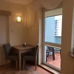 Wolin-travel Fala Z Widokiem Na Morze *