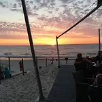 Wolin-travel Fala Z Widokiem Na Morze