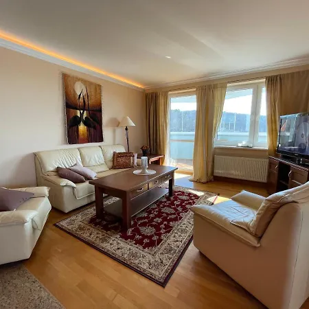 Wolin-travel Fala Z Widokiem Na Morze