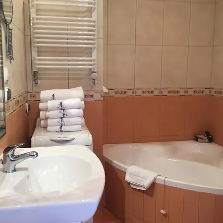 Wolin-travel Fala Z Widokiem Na Morze Miedzyzdroje