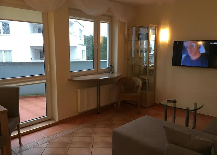 Daire Wolin-travel Fala Z Widokiem Na Morze