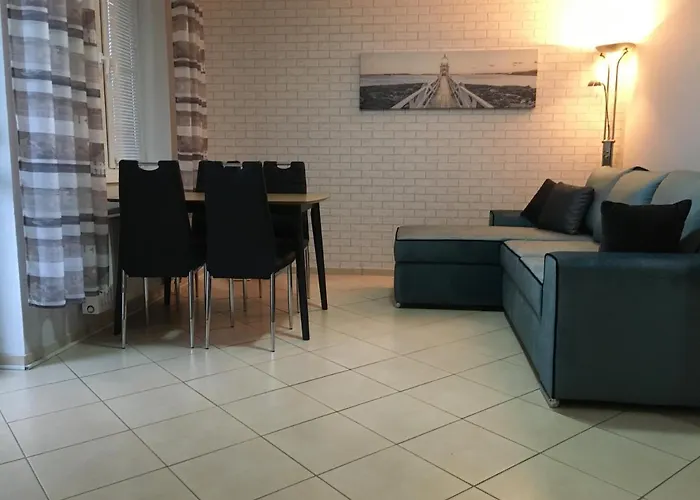 Wolin-travel Fala Z Widokiem Na Morze Daire