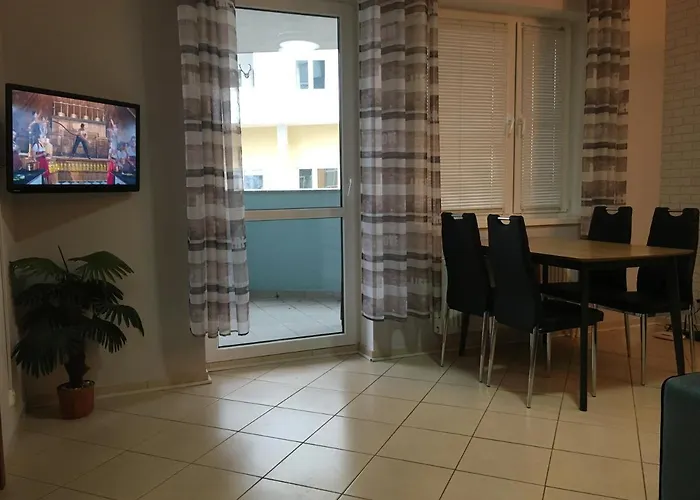 Daire Wolin-travel Fala Z Widokiem Na Morze