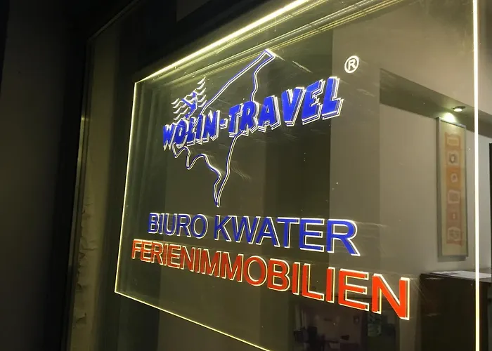 Daire Wolin-travel Fala Z Widokiem Na Morze Miedzyzdroje