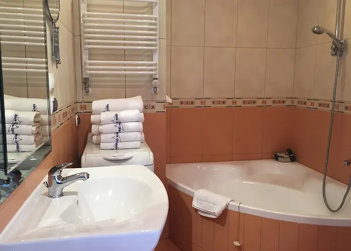 Wolin-travel Fala Z Widokiem Na Morze Miedzyzdroje