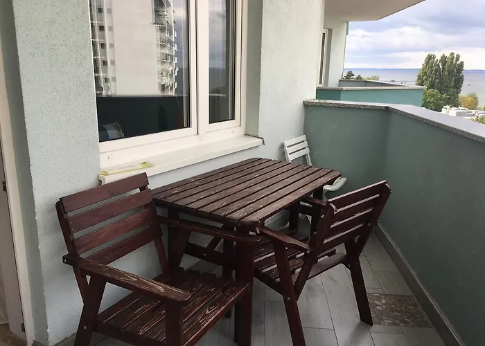 Wolin-travel Fala Z Widokiem Na Morze * Miedzyzdroje