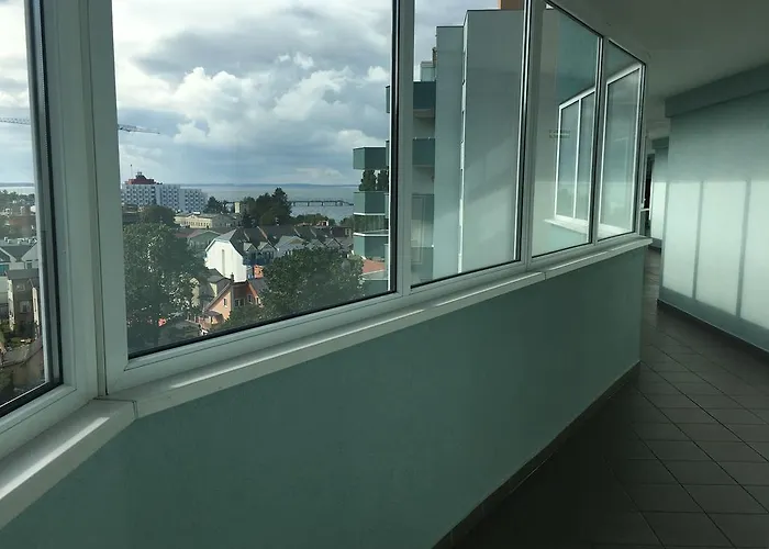 Wolin-travel Fala Z Widokiem Na Morze