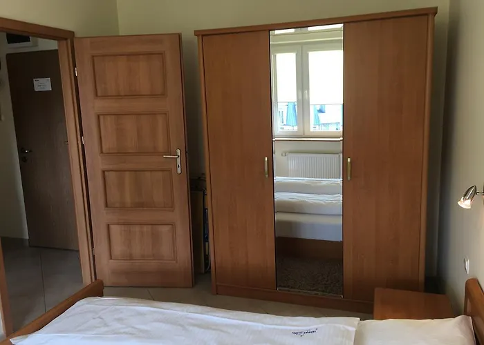 Wolin-travel Fala Z Widokiem Na Morze