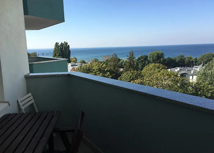 Daire Wolin-travel Fala Z Widokiem Na Morze *