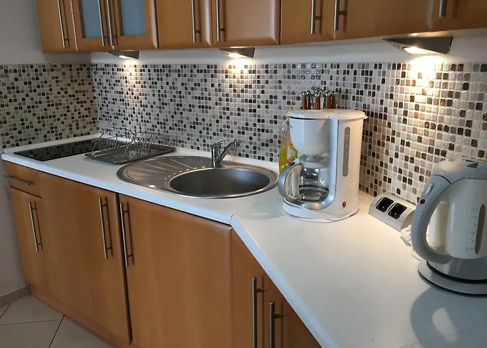 Daire Wolin-travel Fala Z Widokiem Na Morze